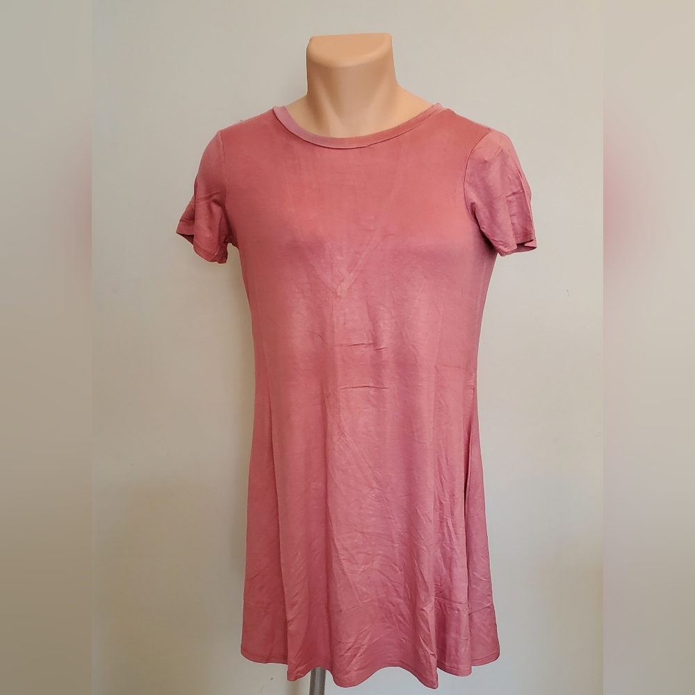 NWT Love Cameron Short Sleeved Tunic Top